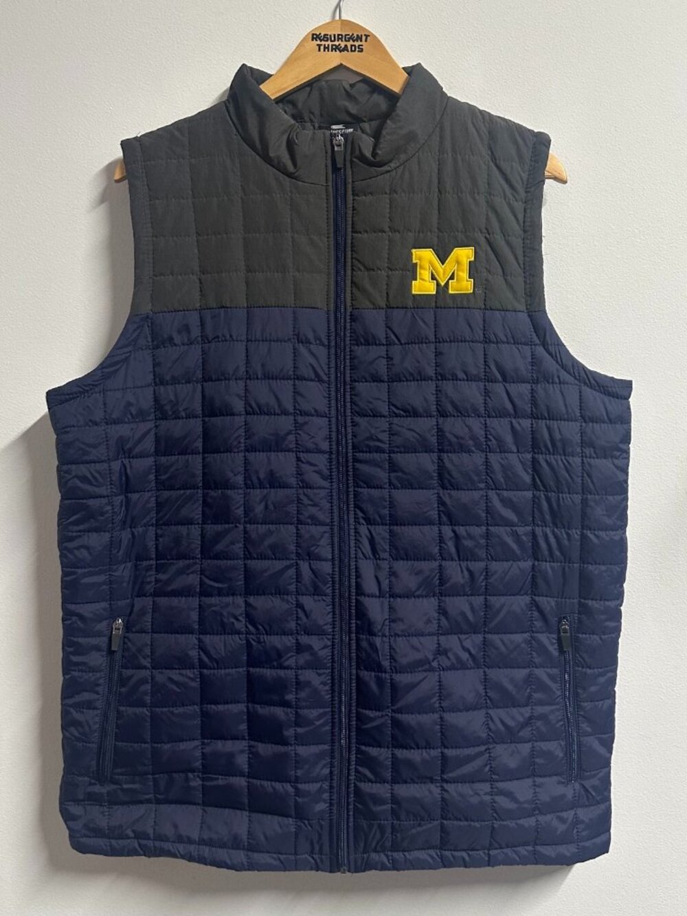 Y2K University of Michigan Wolverines Puffer Vest Colosseum Size XL Mens
